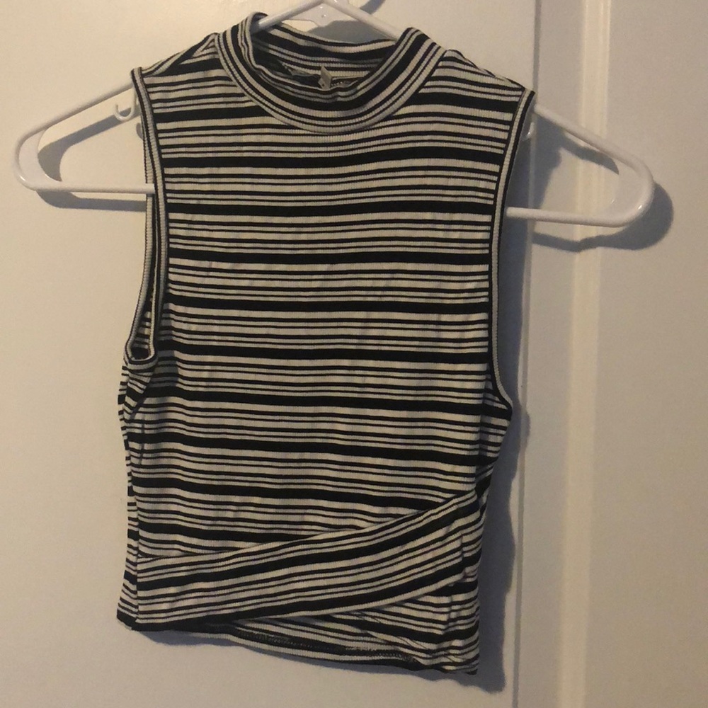 Back and white striped crop top